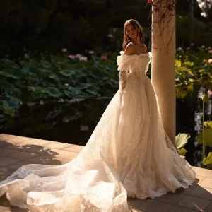 Lace Appliques Wedding Dresses A-Line Boat Nack Off Shoulder Bridal Gown Lace Up Floor-Length Backless Bride Gowns Customized